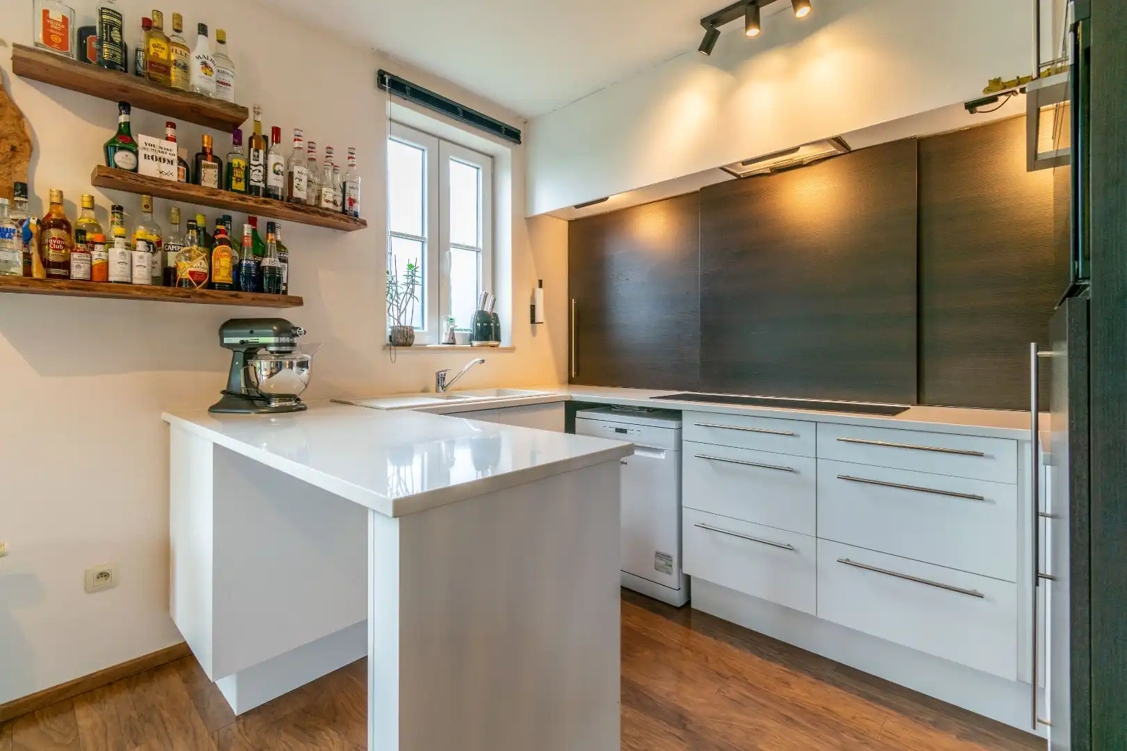 GELIJKVLOERS APP MET 2 SLP, TERRASSEN & STAANPLAATS ! foto 11