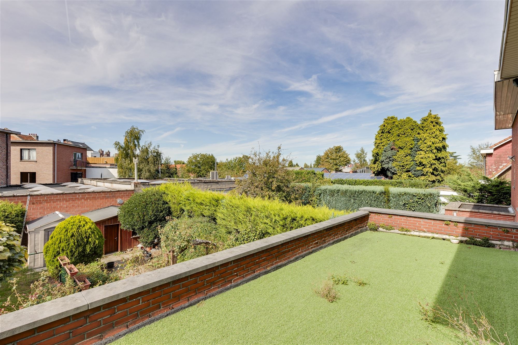 Te renoveren woning met 3 slpk, terras en ruime tuin in Wommelgem! foto 17