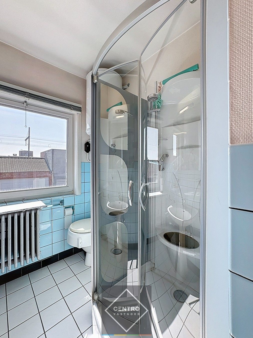 UITERST interessant gelegen woning te Sint-Andries! foto 10