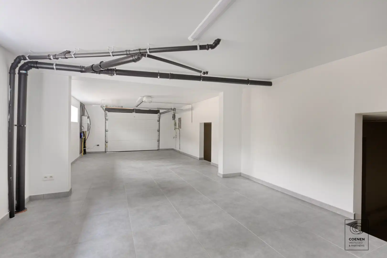 Prachtig gerenoveerde woning met 4 slpk, 2 badkamer en riante tuin op een toplocatie te Rijmenam! foto 21