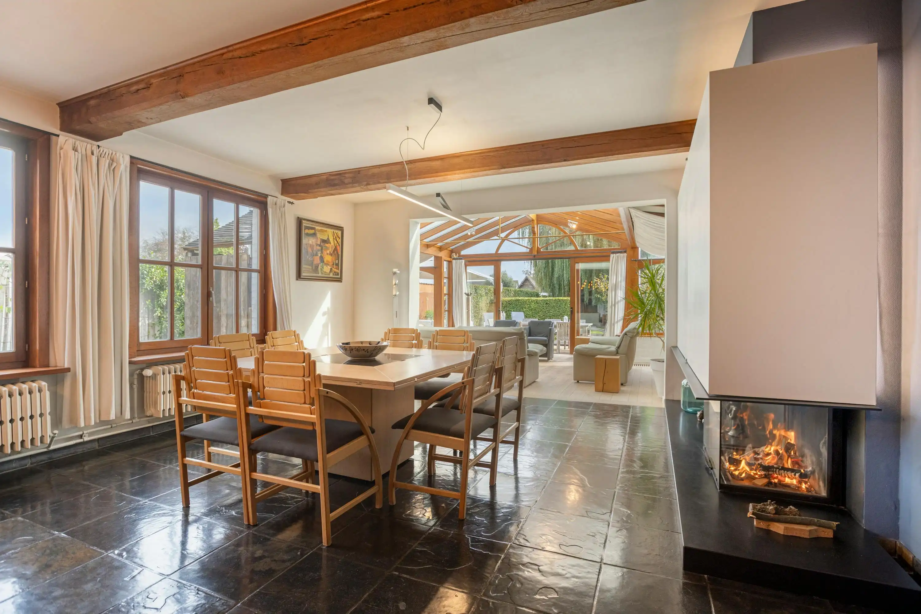 Karaktervolle woning met ruime leefruimtes en prachtige tuin foto 4