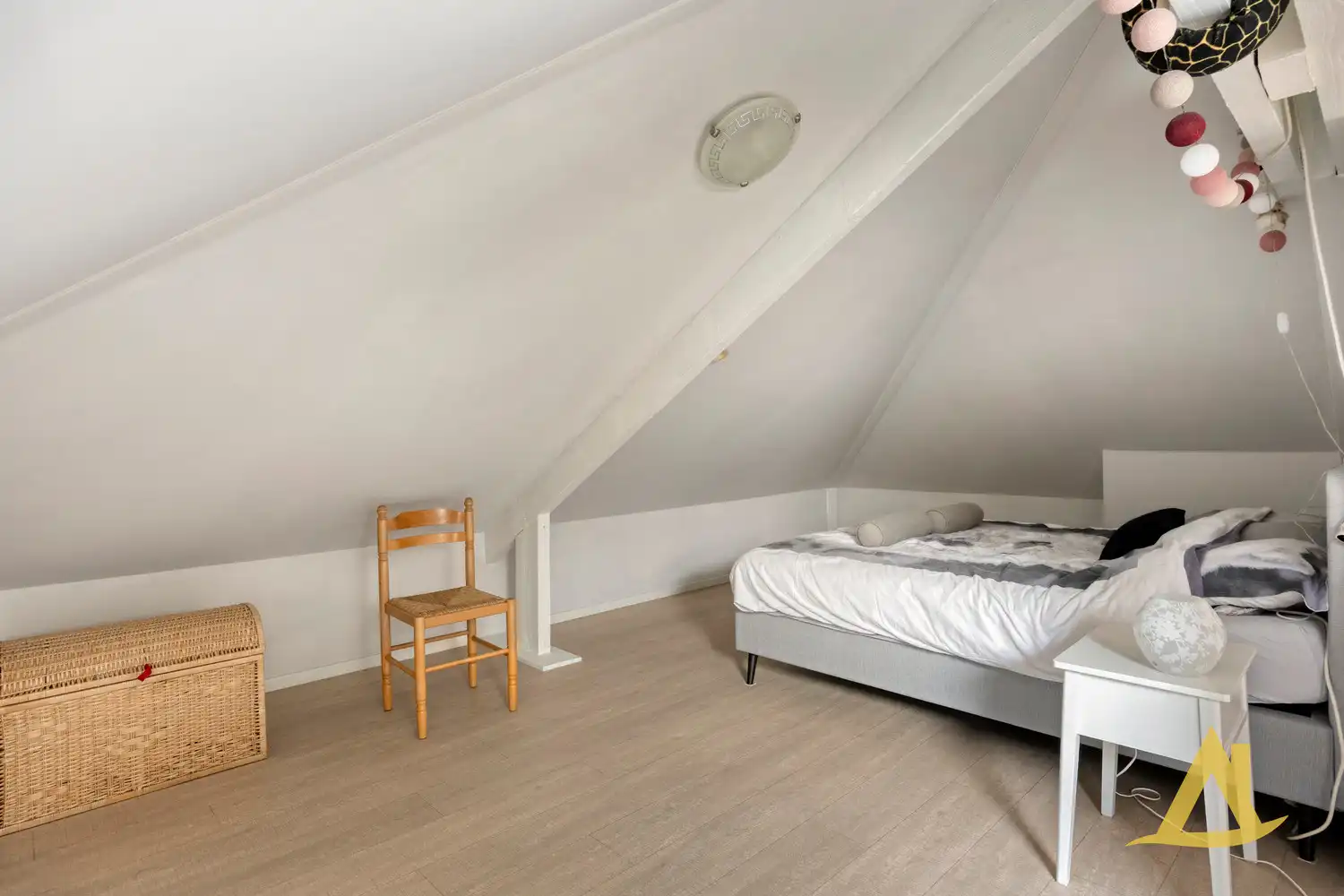 PRACHTIGE WONING IN LANDELIJKE STIJL TE LOKSBERGEN! foto 28