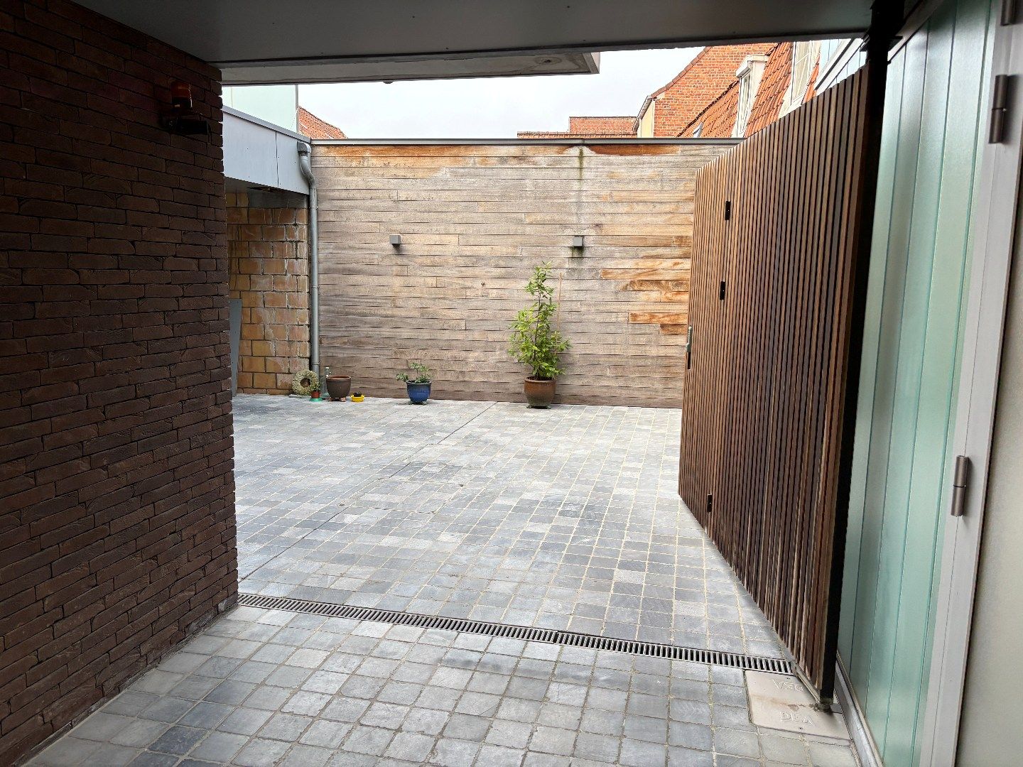 Modern appartement met 2 slaapkamers, garage en terras! foto 13