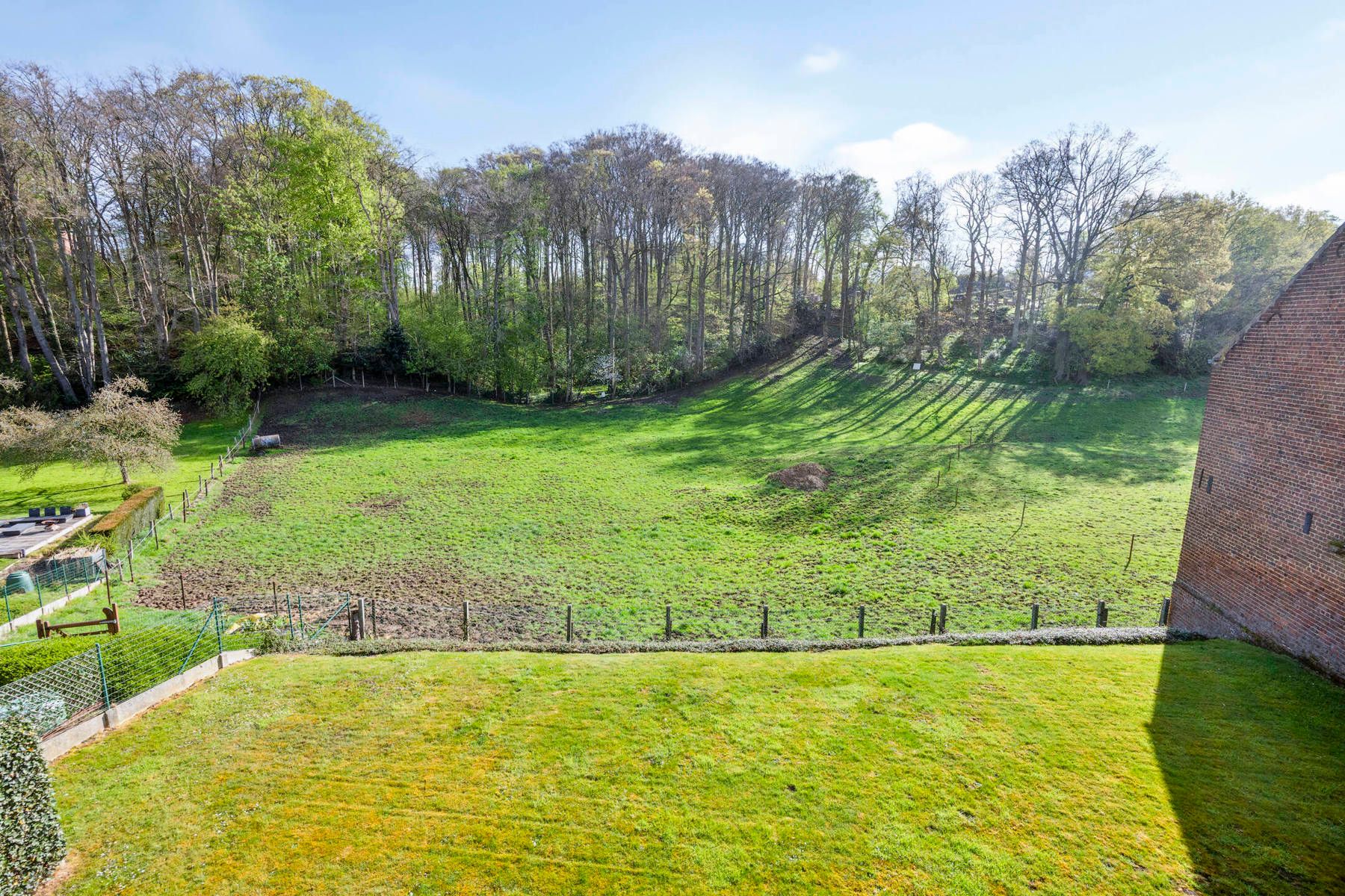 Prachtige villa met mooie tuin en 5 slaapkamers foto 9