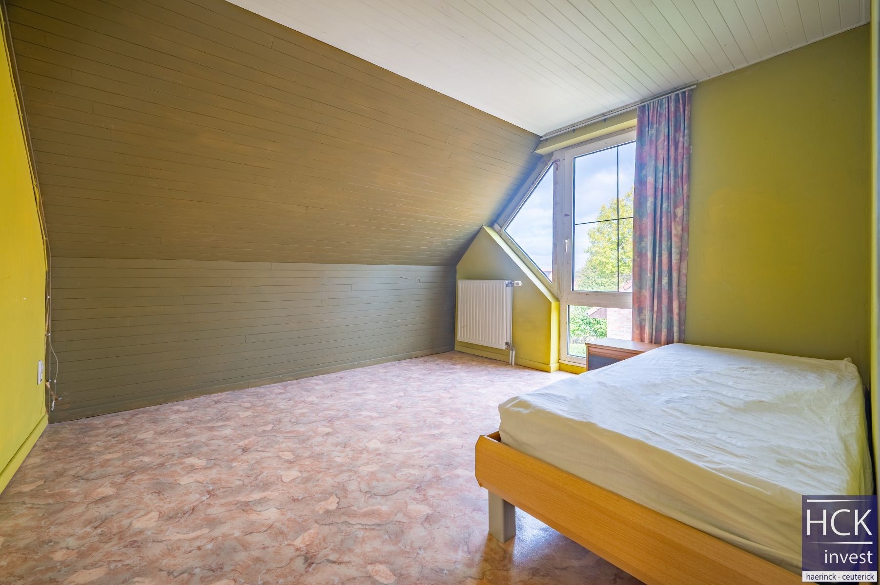 KRUISHOUTEM - Zeer ruime alleenstaande woning met 5 slpk. op 1256 m² foto 20