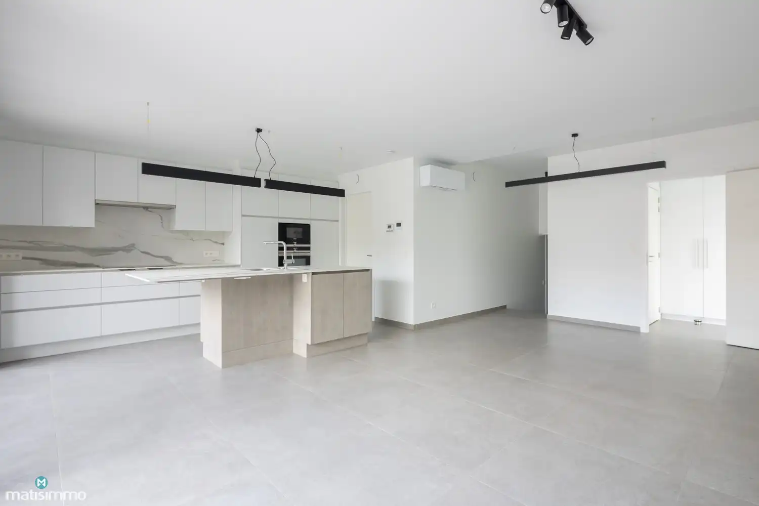 RECENT APPARTEMENT VOORZIEN VAN ALLE COMFORT MET TWEE SLAAPKAMERS TE MOPERTINGEN foto 6