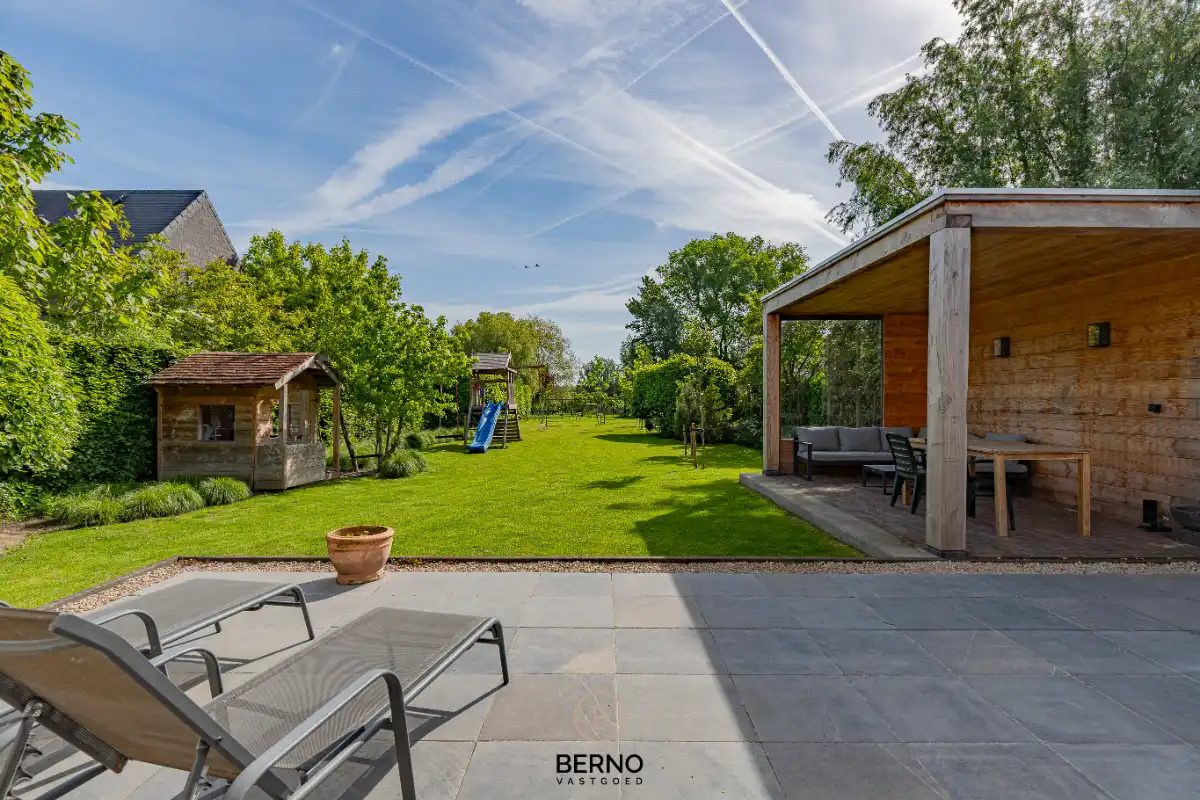 Recent gerenoveerde landelijke woning met uitzonderlijke tuin op 1.856 m² foto 22
