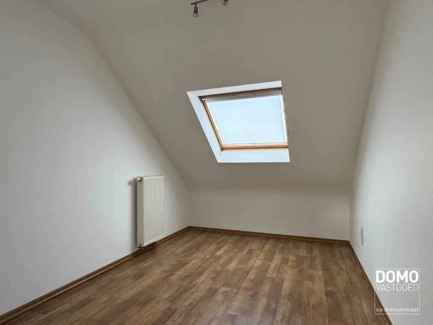 Ruime woning met tuin, garage en 3 slaapkamers vlakbij centrum Hasselt foto 12