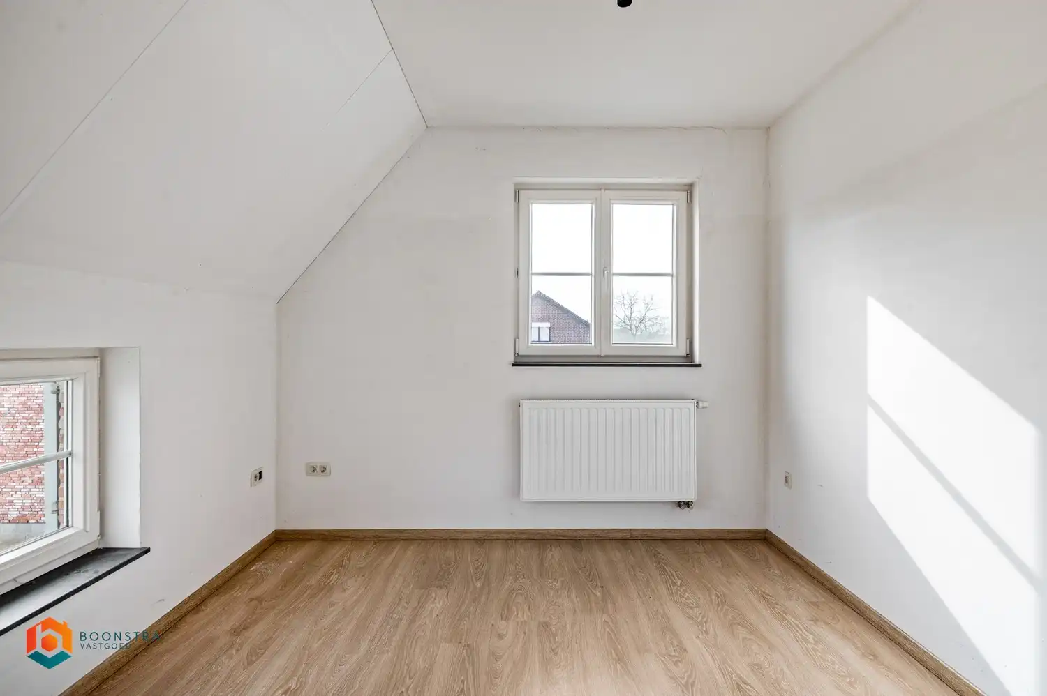 Woning met 4 slaapkamers en achterliggend bos (+-70a) foto 18