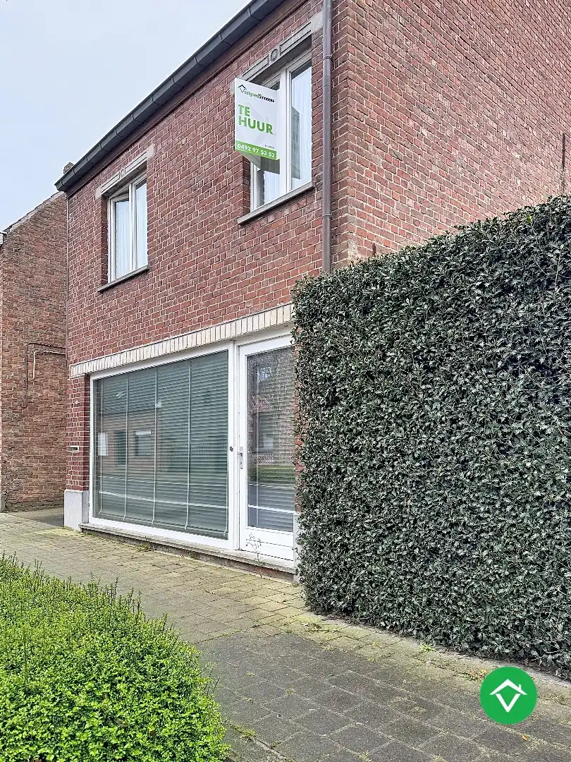 Ruime woning met 4 slaapkamers en terras te Ichtegem foto 3