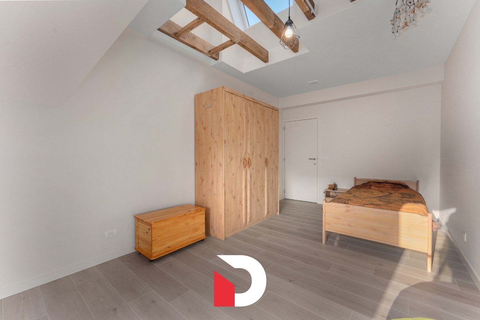 Schitterende stadswoning  in hartje Brugge gelegen op een afgesloten en verdoken binnenplaats. foto 13