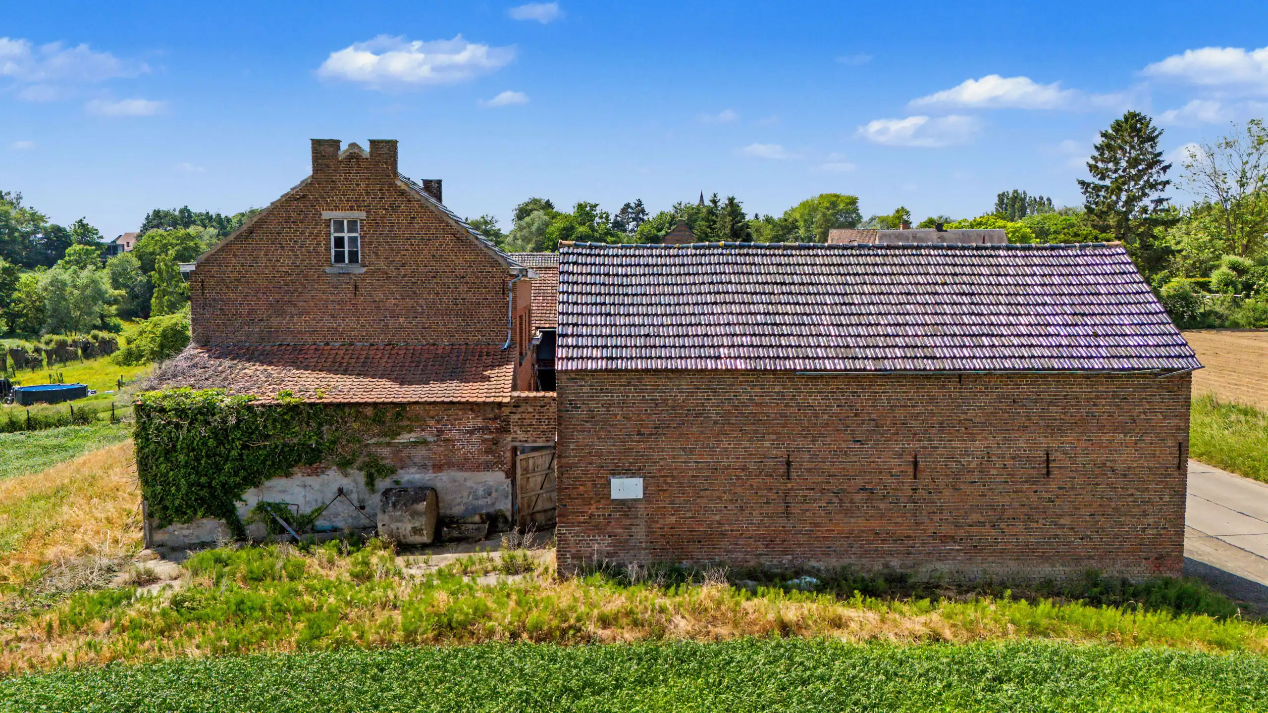 te koop te Sint-Pieters-Kapelle: charmante U-hoeve met prachtig uitzicht over de velden!  foto 25