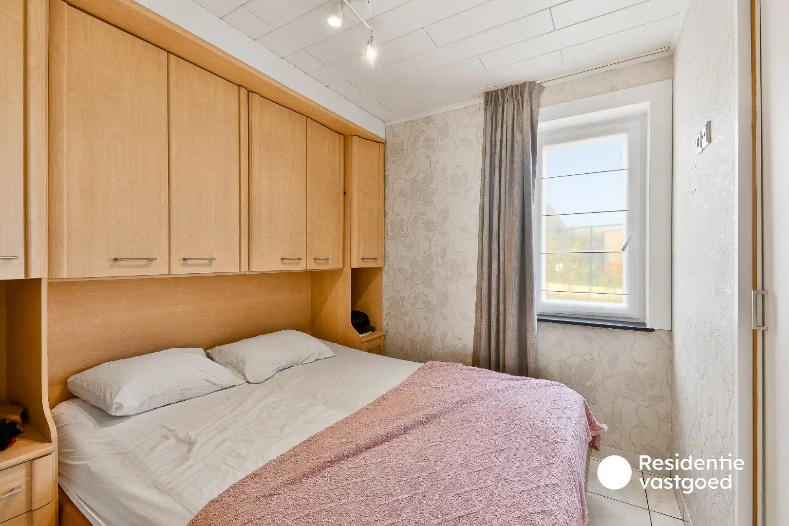 Vakantiewoning met twee slaapkamers en parking foto 9