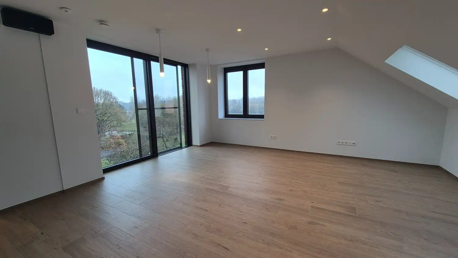 Uitzonderlijk ruime en kwalitatieve nieuwbouwwoning met tal van mogelijkheden foto 20