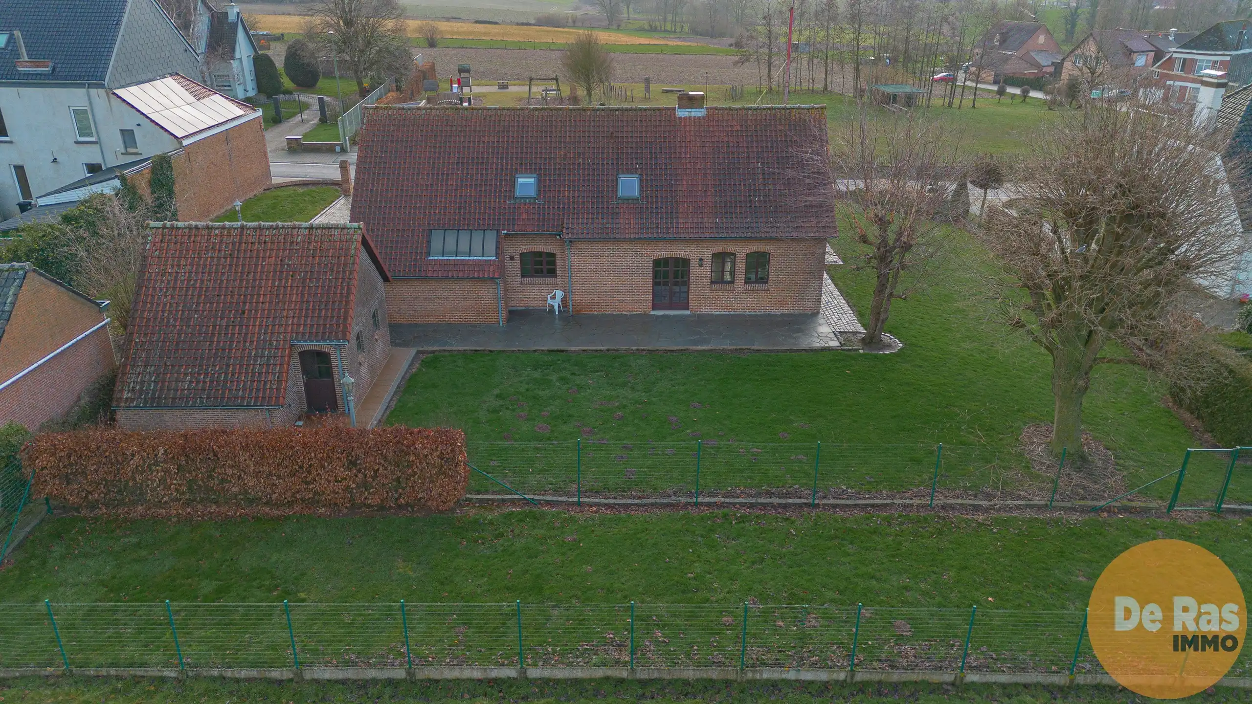 PAJOTTEGEM - landelijke woning op 30a  foto 4