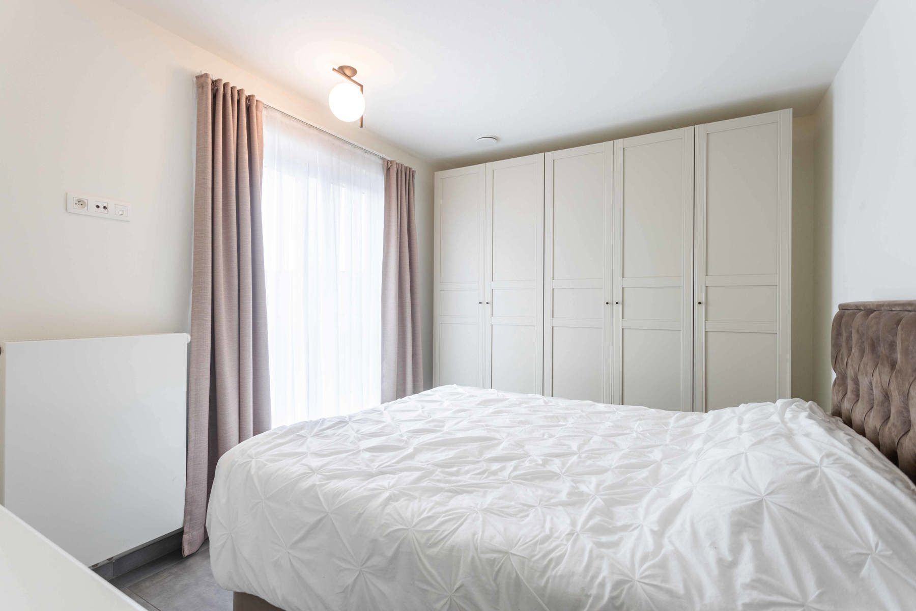 Comfortabel en Licht Appartement op toplocatie foto 18