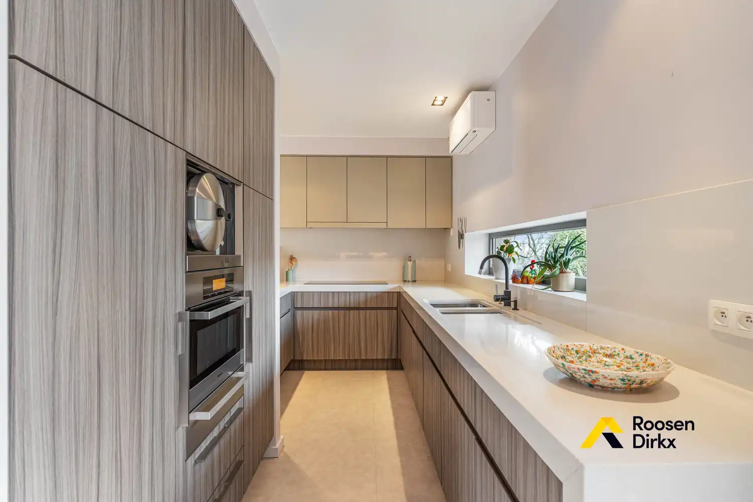 Luxe duplex (190m²) met 5 slaapkamers, groot terras en stadstuin te Venneborg foto 10