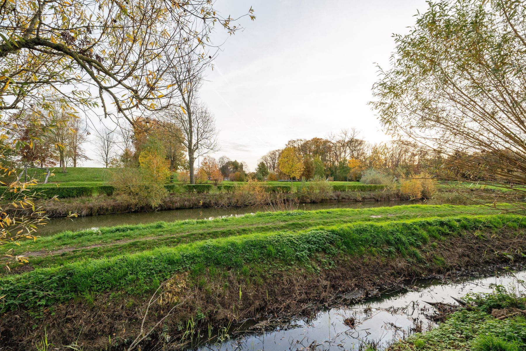 Ruime gelijkvloerse villa aan Ter Borcht op 1.954 m² foto 22