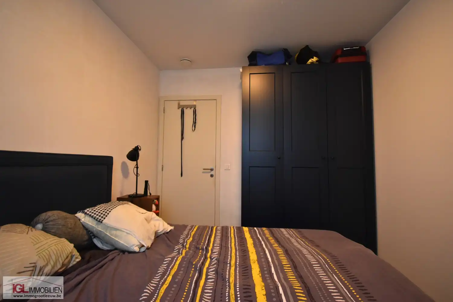 Modern gelijkvloersappartement met 2 slaapkamers en 2 staplaatsen te huur in Sint-Pieters-Leeuw foto 9