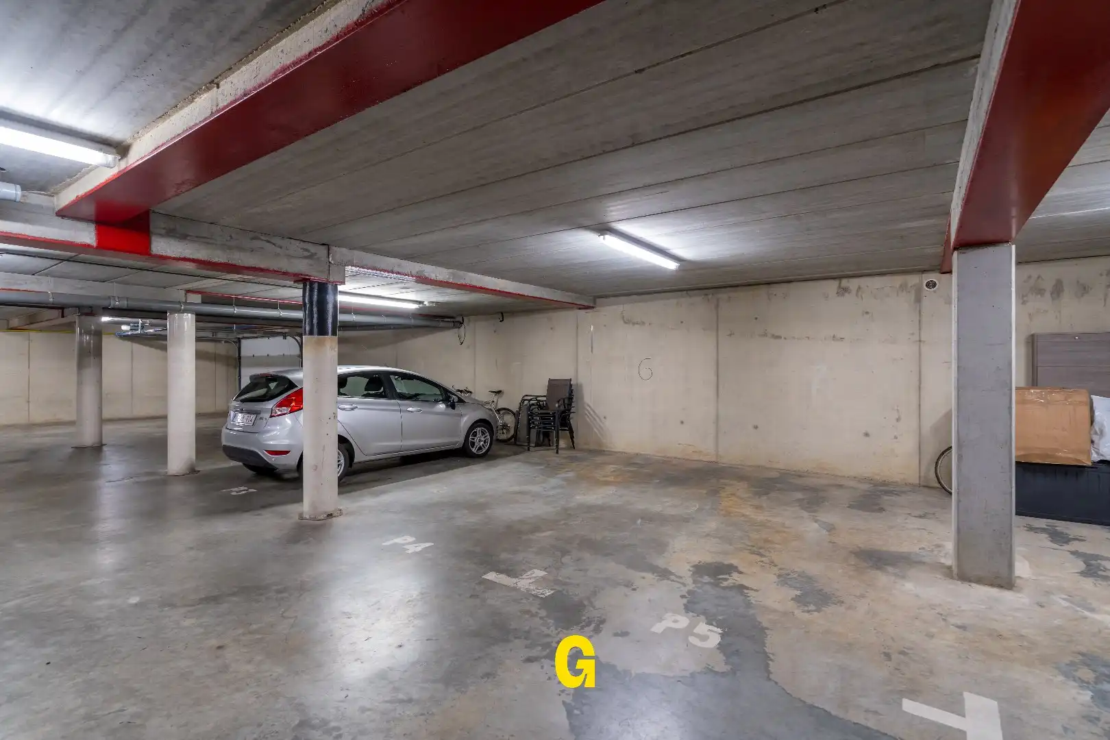 Instapklaar appartement met 1 slaapkamer en prachtig terras in hartje Hoeselt foto 25