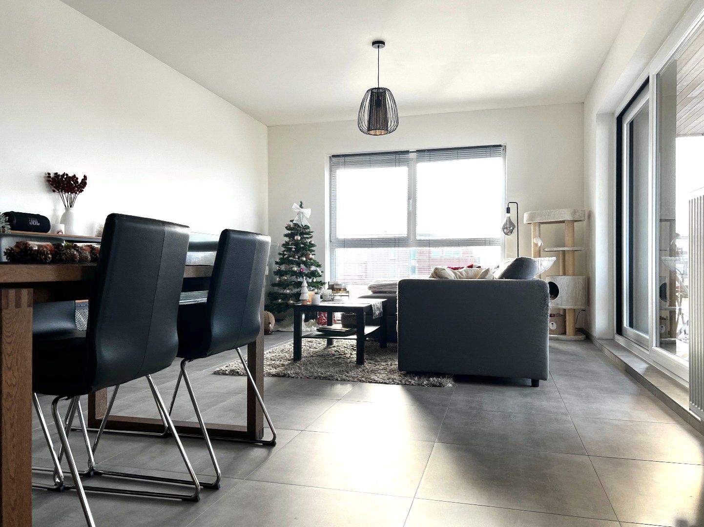 Te huur: Ruim en lichtrijk appartement met garage – Harelbeke foto 5