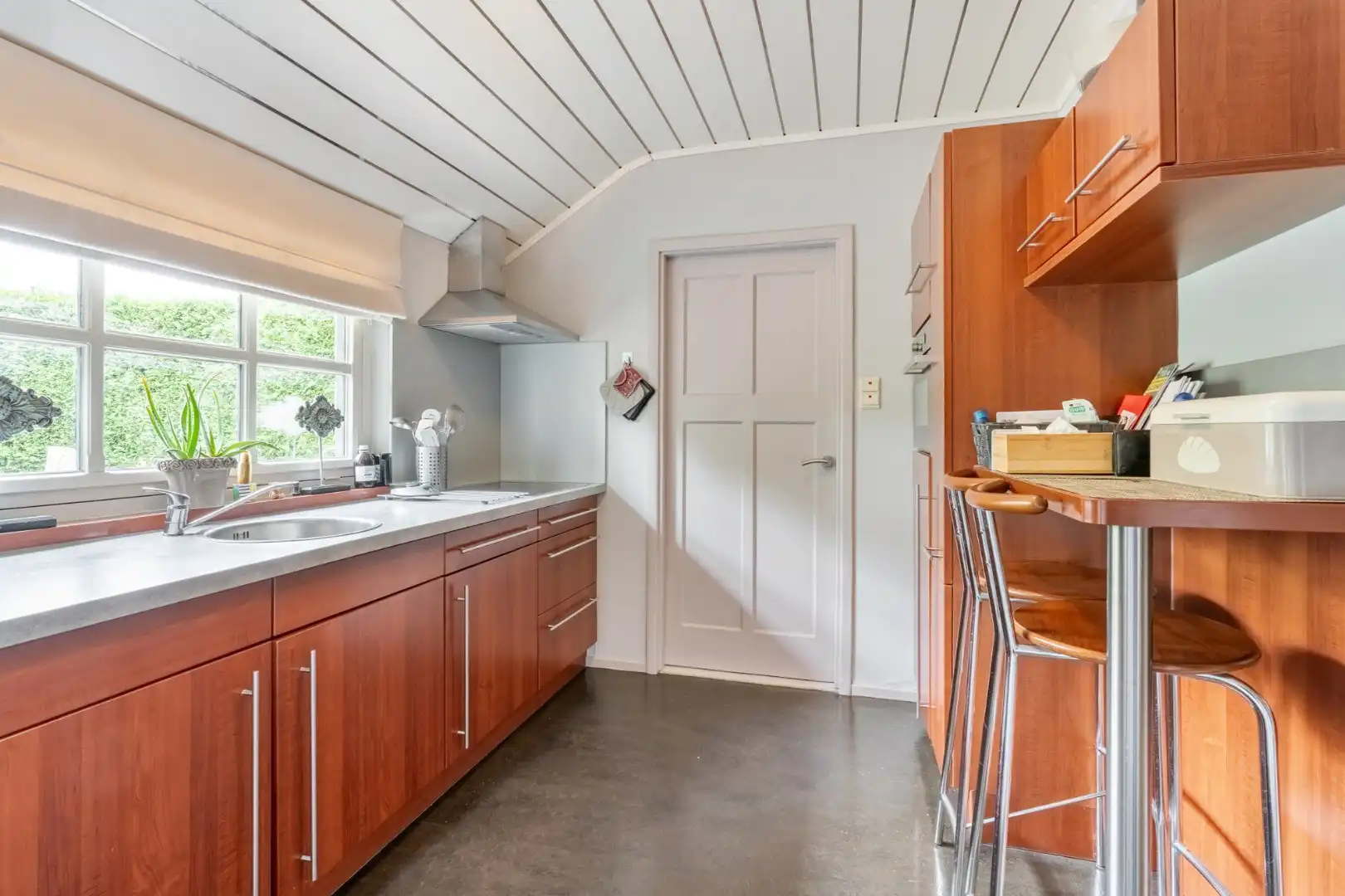 Ruime, zeer rustig gelegen woning op een perceel 29a90ca te Molenbeersel - een deelgemeente van Kinrooi!  foto 23