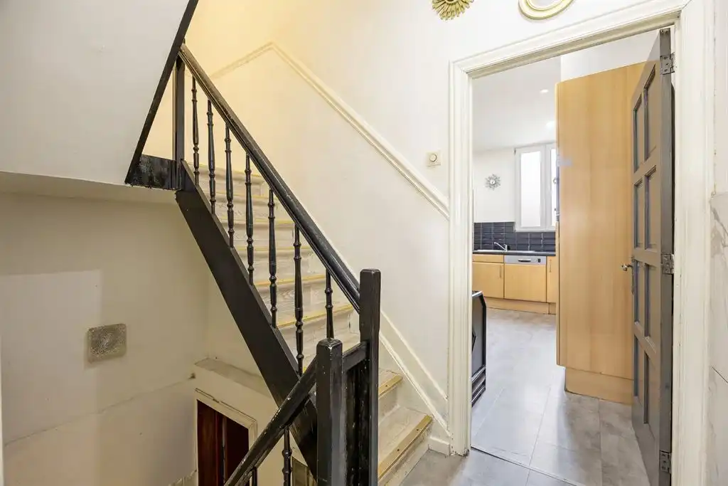 Riante te renoveren woning  foto 7