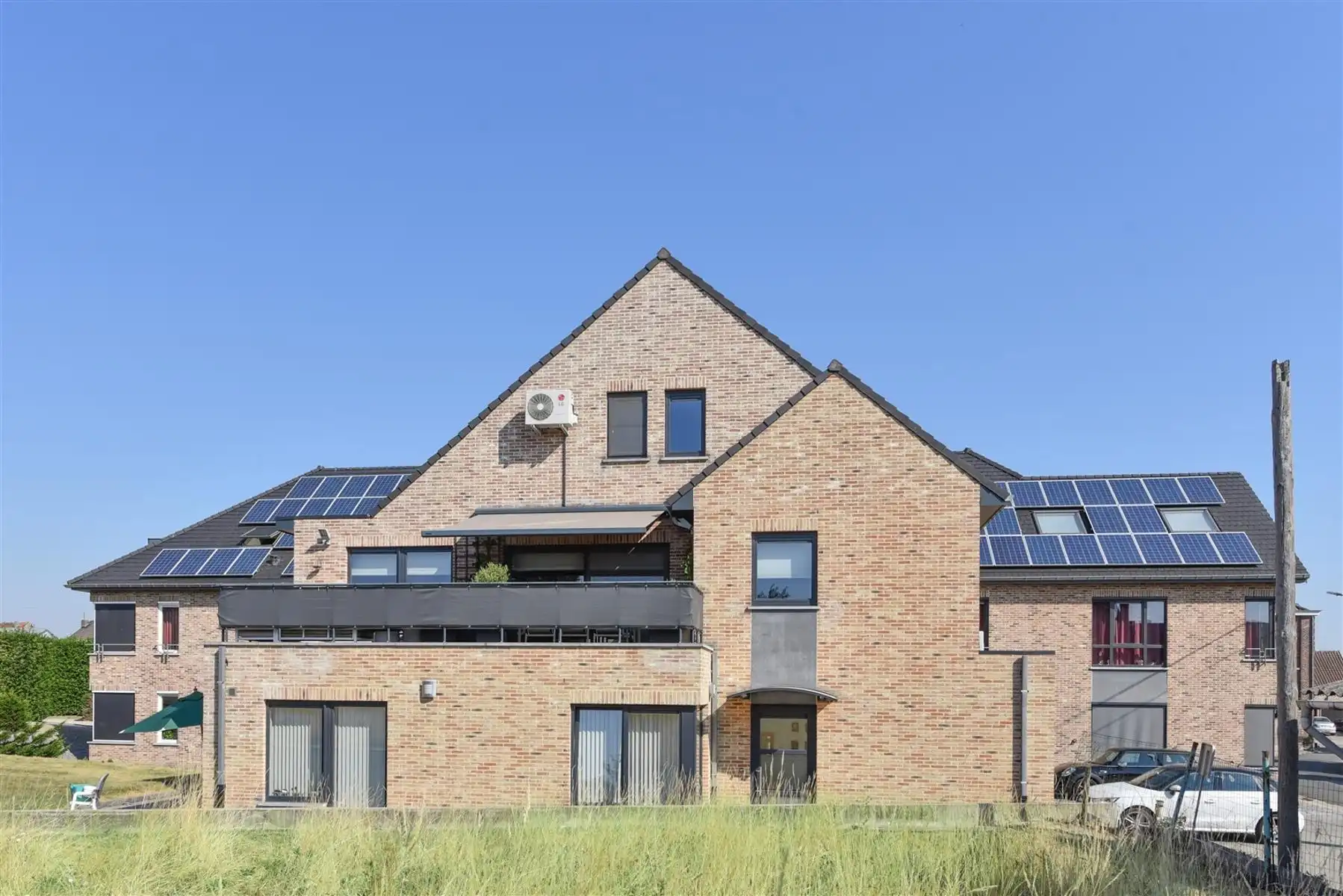 Luxueuze duplex met riant terras te Millen foto 23