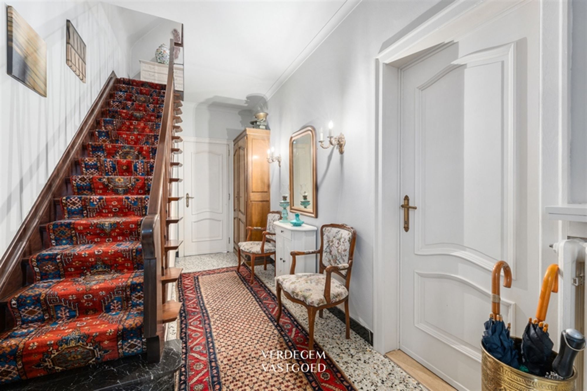 Karaktervolle woning met 3 slaapkamers, inpandige garage en tuin foto 10