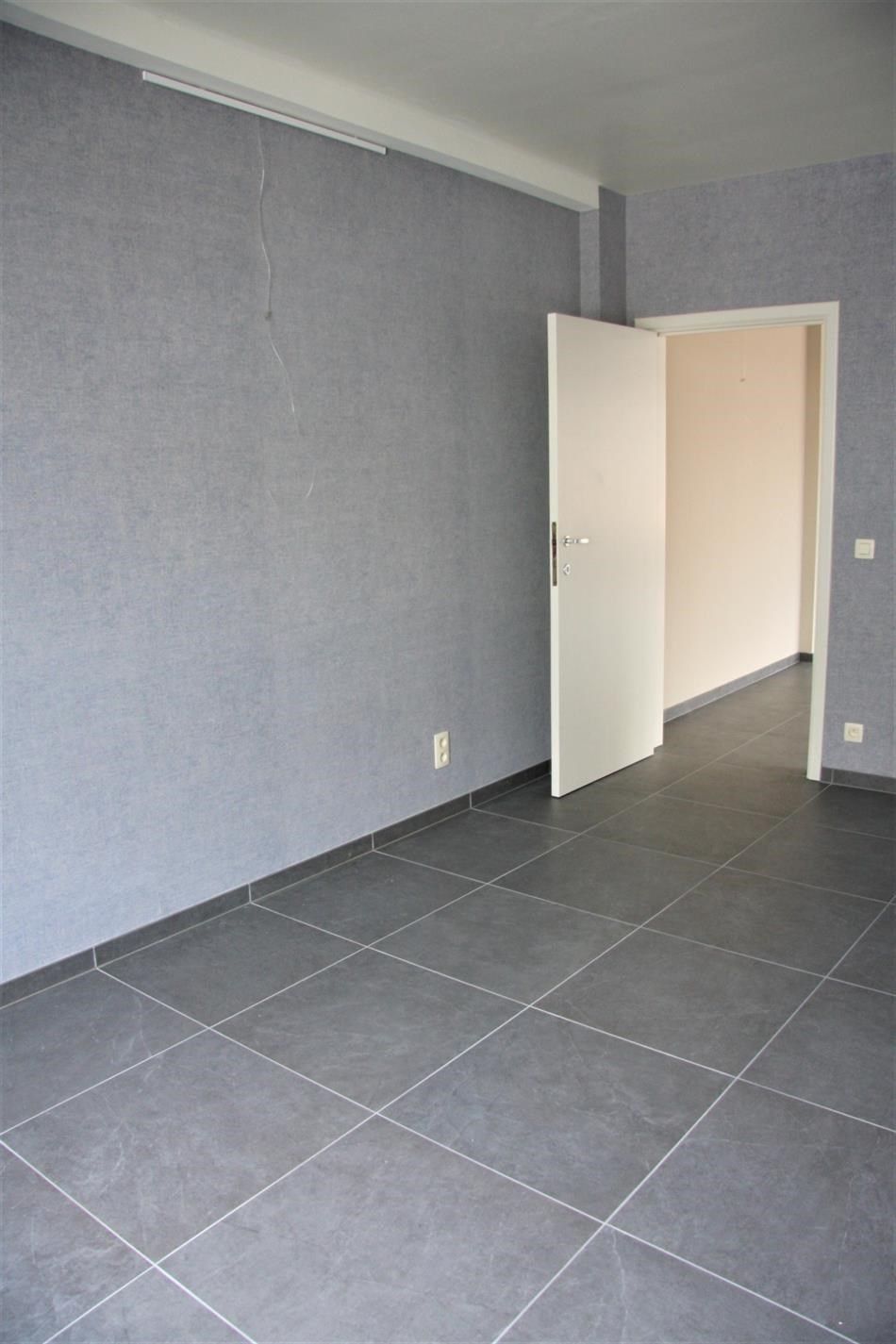 Stijlvol appartement op de 2e verdieping met 3 slaapkamers in het centrum van Zottegem foto 24