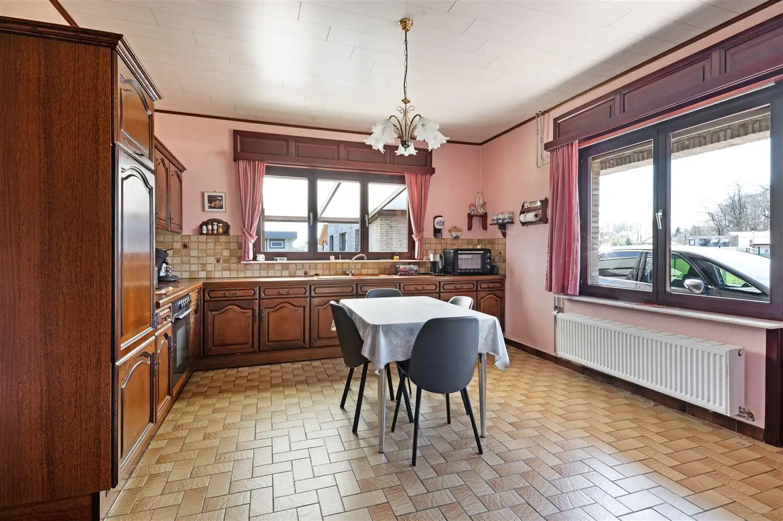 villa bungalow met tuin en aparte garage op +/- 10are foto 10