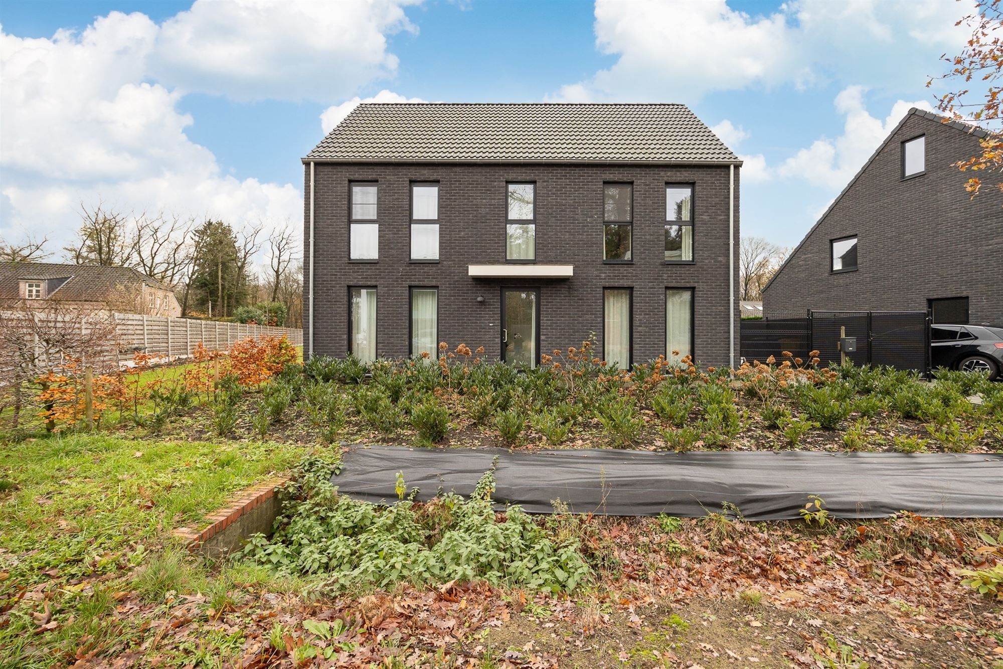 Instapklare woning met 3 slaapkamers en ruime tuin foto 30