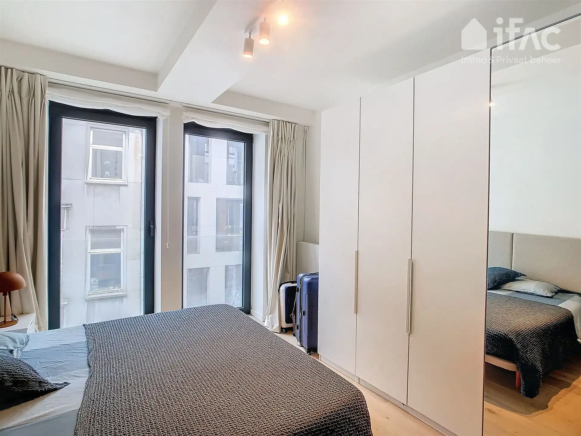 Luxe appartement gelegen op toplocatie aan de Louisalaan foto 9