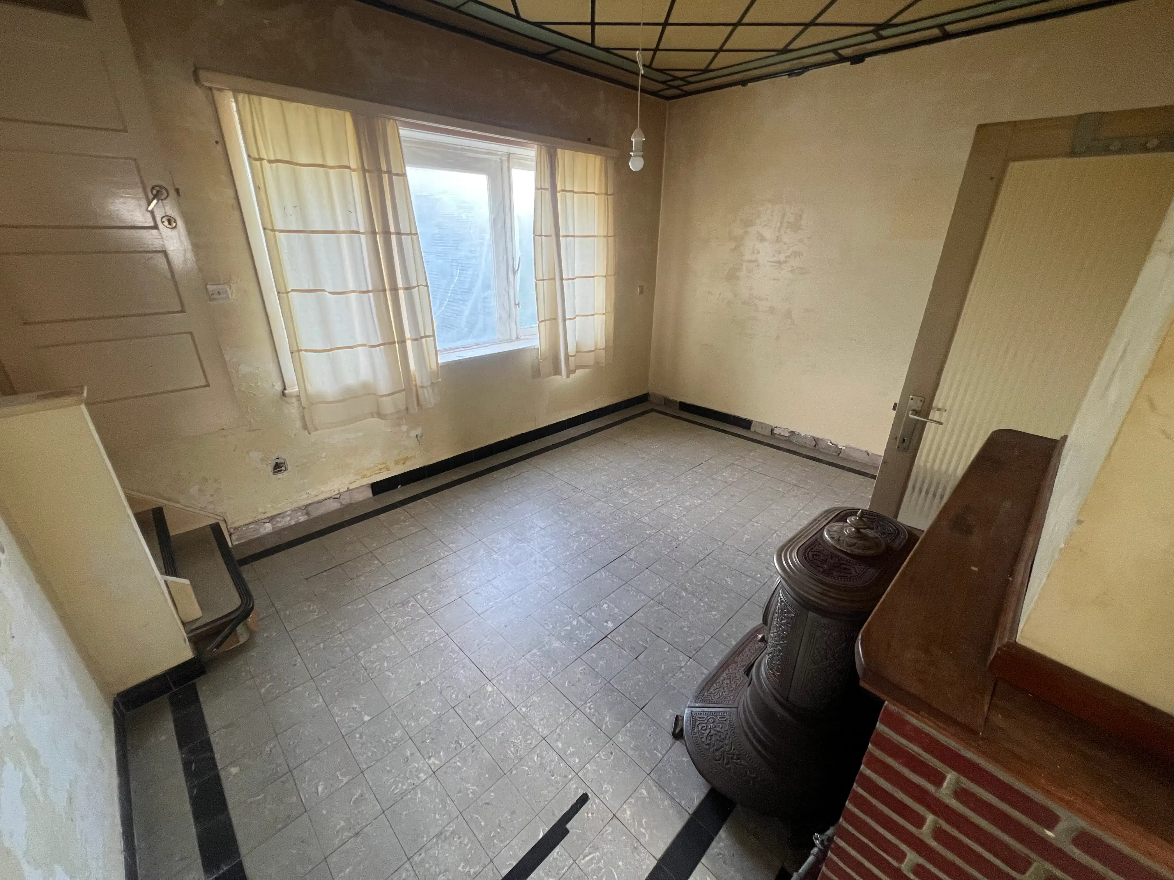 Halfopen bebouwing met zonnige tuin foto 6