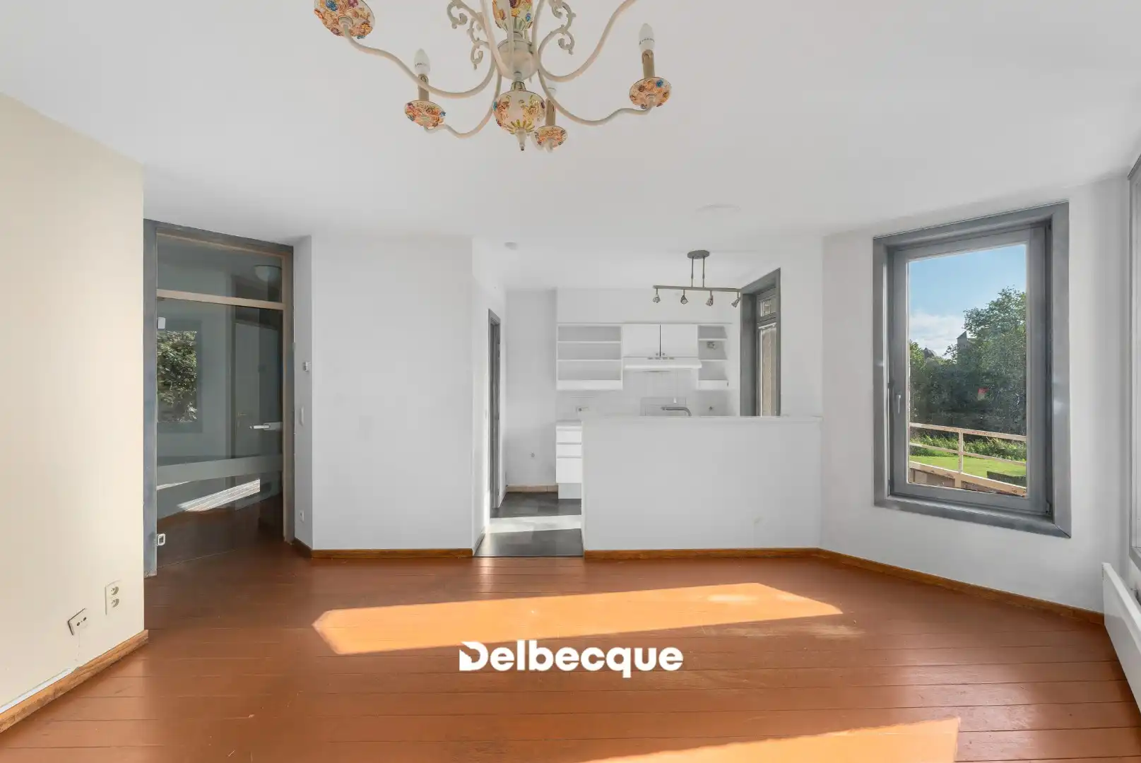 Gezellig 1slaapkamer appartement nabij Christus-Koning foto 6
