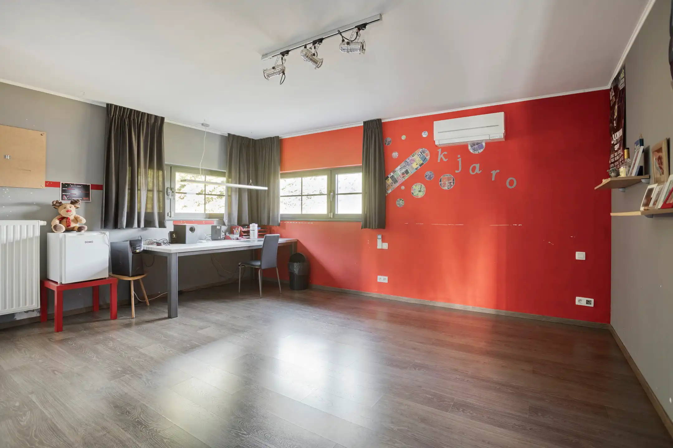 Recente vrijstaande woning op perceel van 10a foto 17