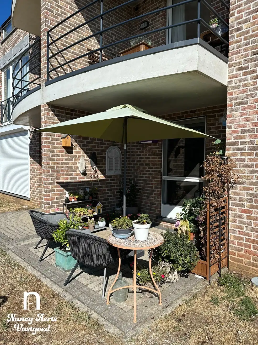 2-slaapkamerappartement met terras en carport in Beringen foto 7