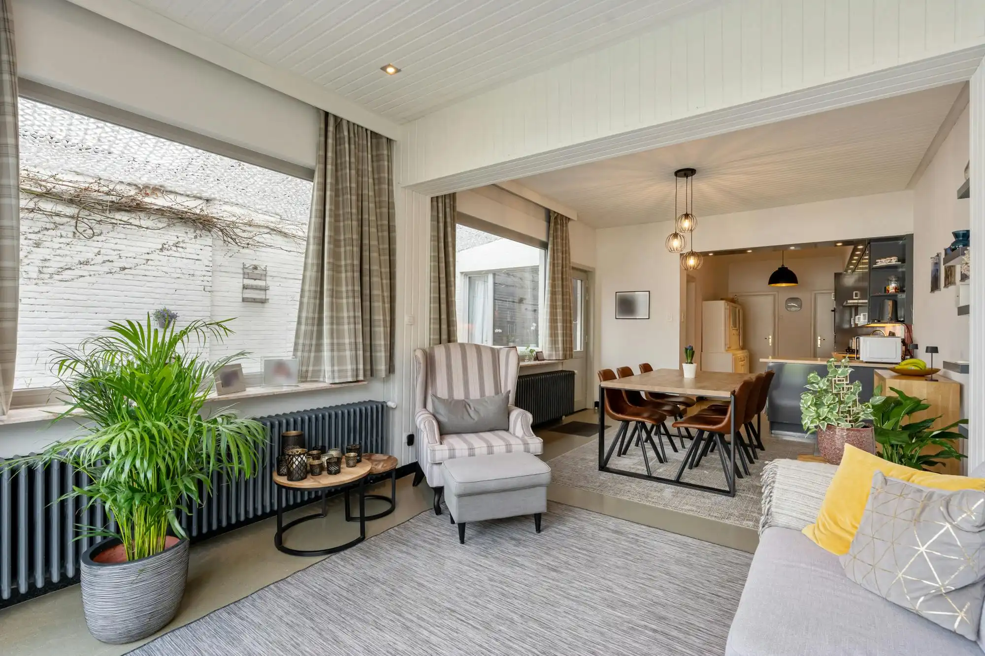 Verrassend ruime stadswoning met 5 slaapkamers en mooie tuin foto 8