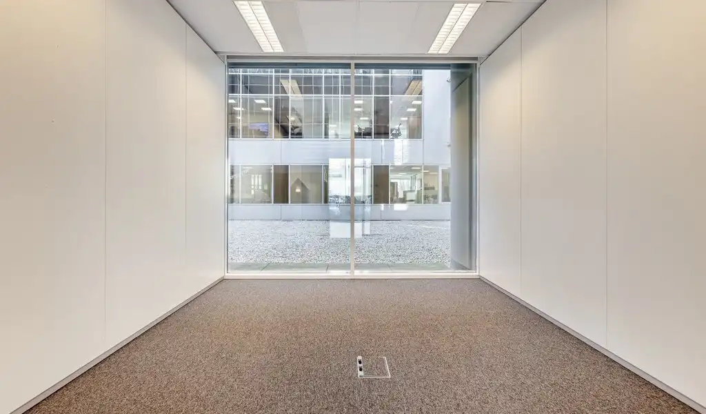 Instapklare kantoren te huur in Antwerp Ring Center foto 16