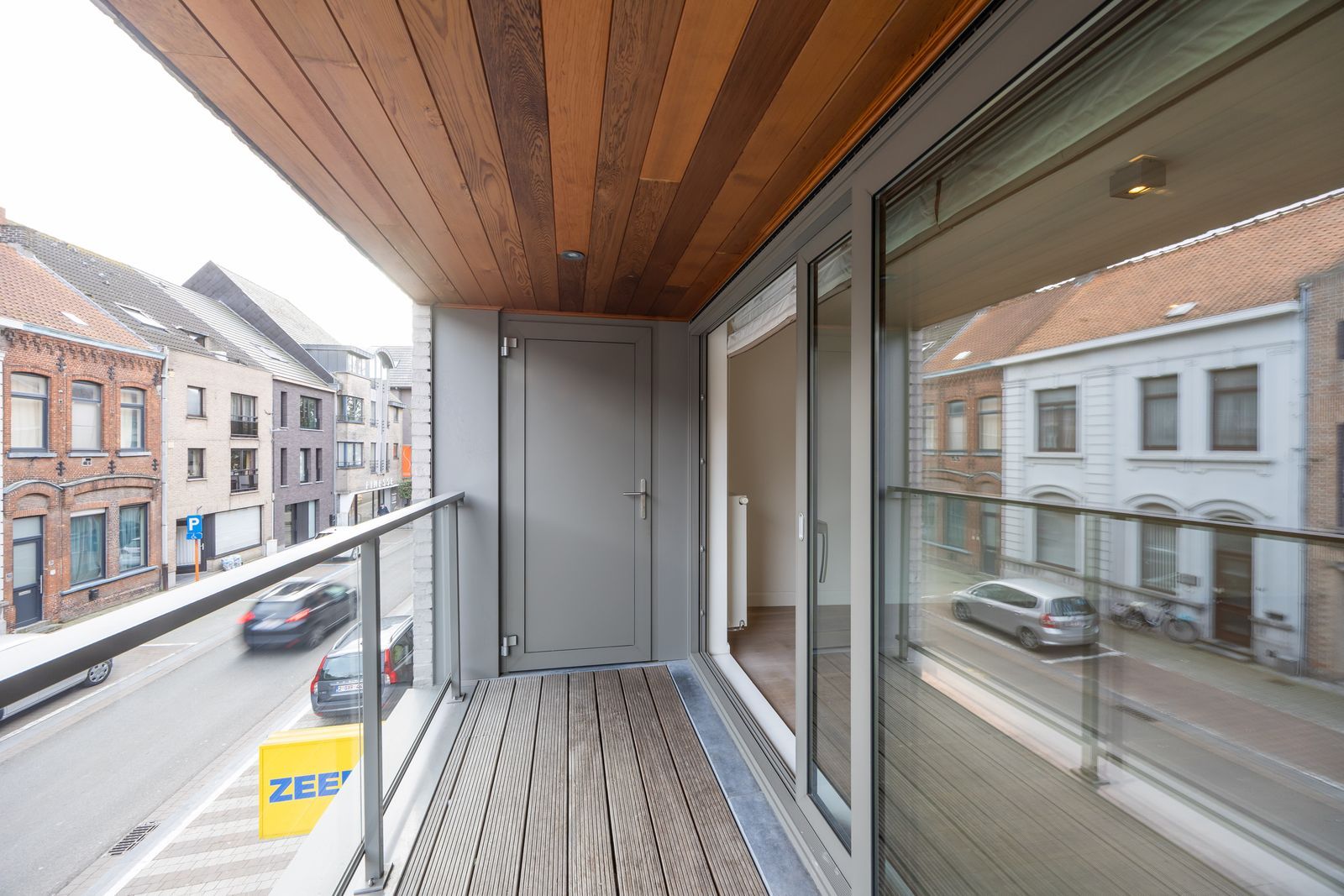 Luxueus 2 slaapkamer appartement in het hartje van Gistel foto 7