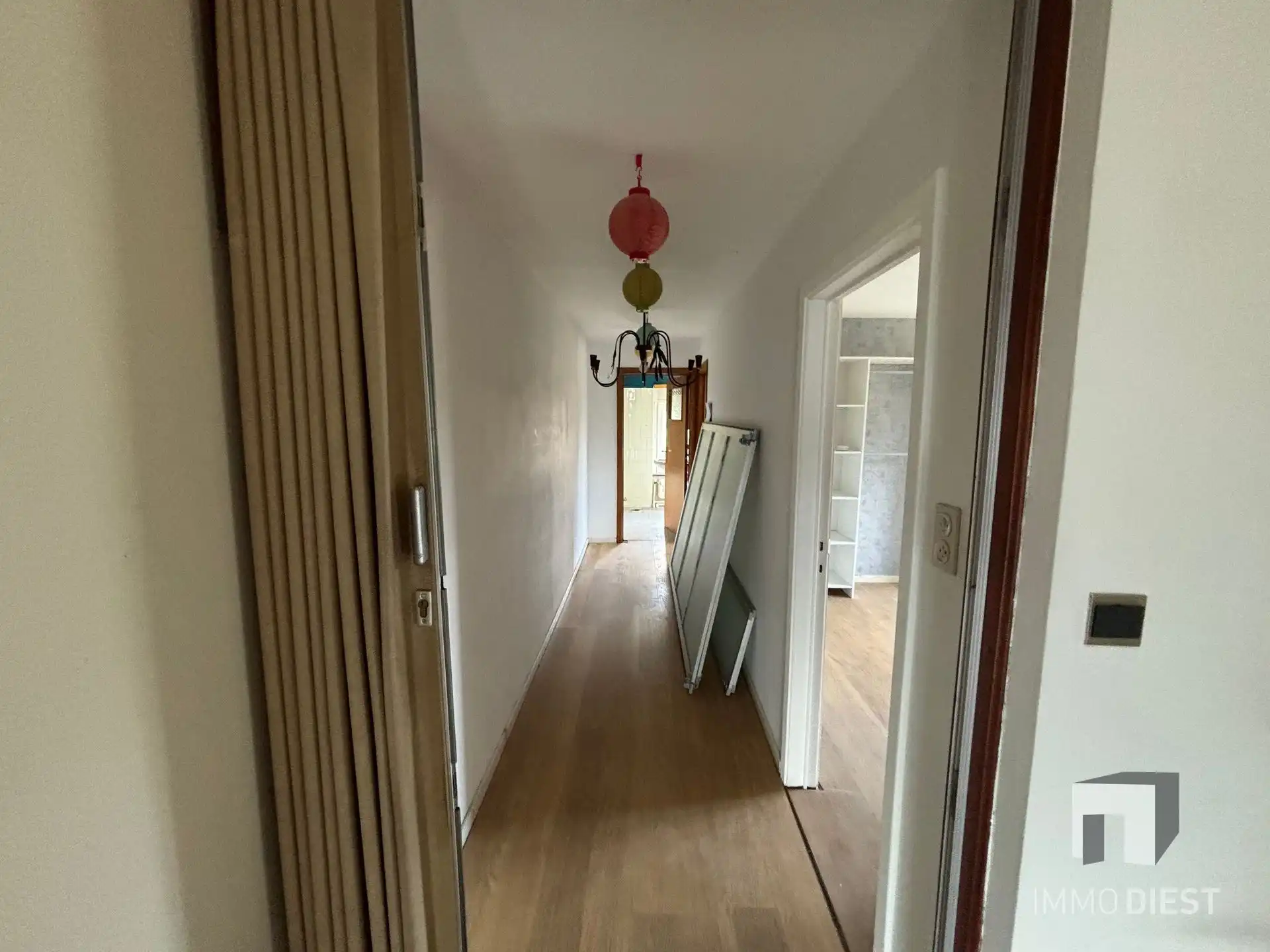 Ruime betaalbare woning met veranda en bijgebouw foto 36
