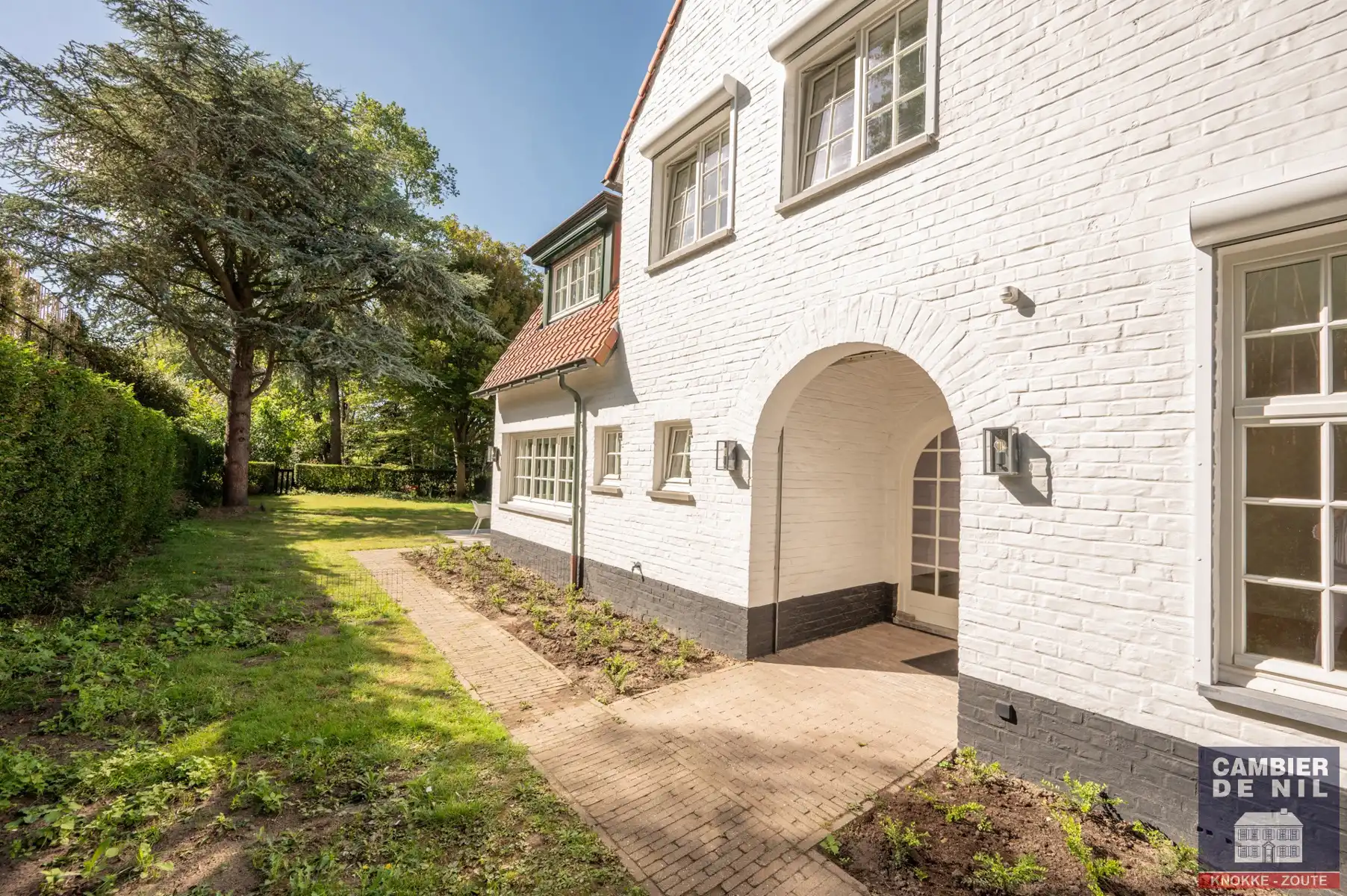 Gerenoveerde, ongemeubelde koppelvilla met zuidgerichte tuin palend aan de golf - Zoute foto 48