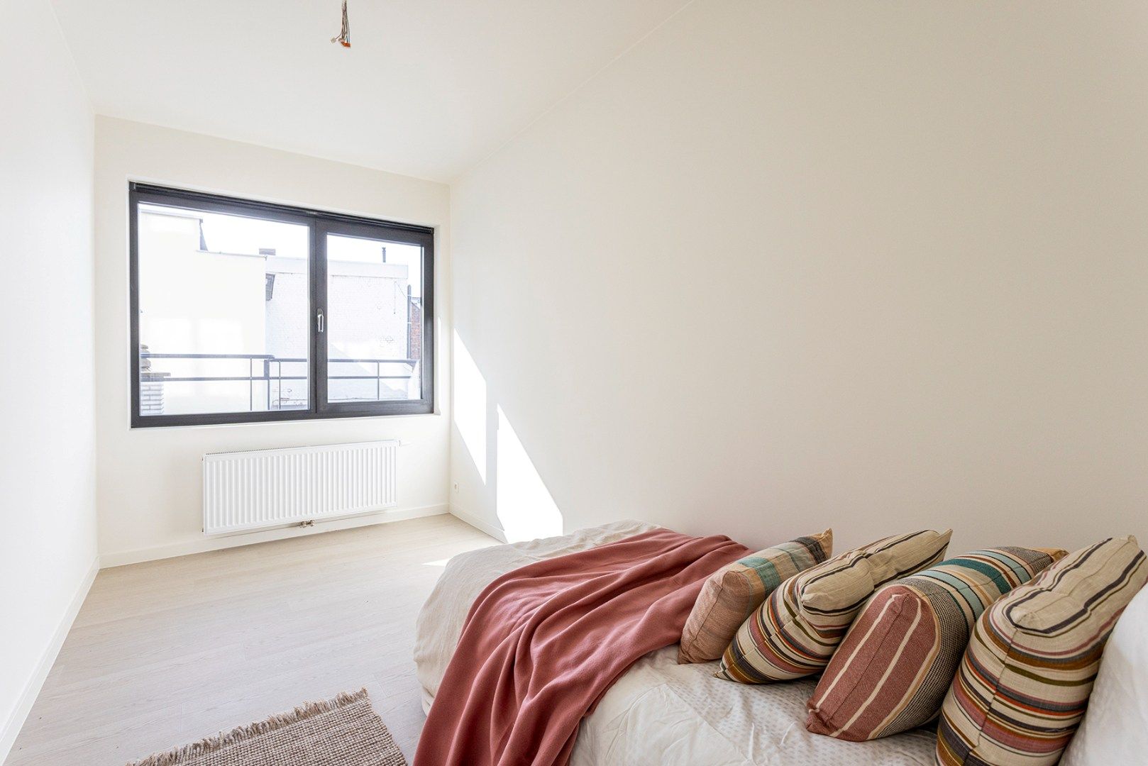 Vernieuwbouw appartement (1v) met 3 slaapkamers en twee terrassen!  foto 12