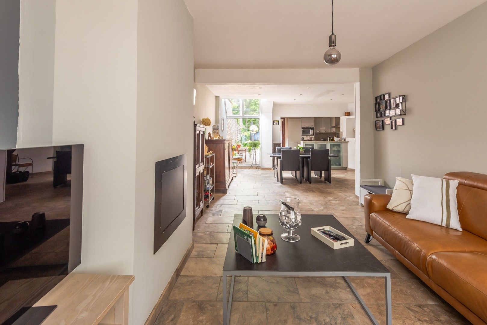 Charmante woning met groene tuin in het hart van Schoten foto 5
