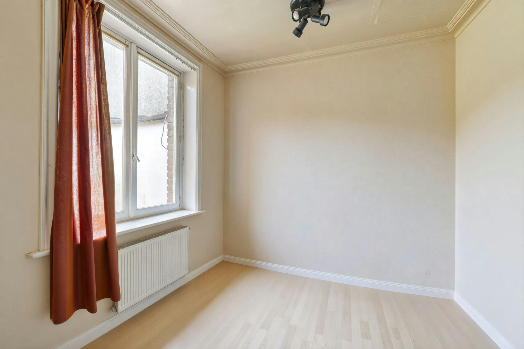 Karaktervolle woning te koop op Sint-Elisabeth te Kortrijk! foto 10