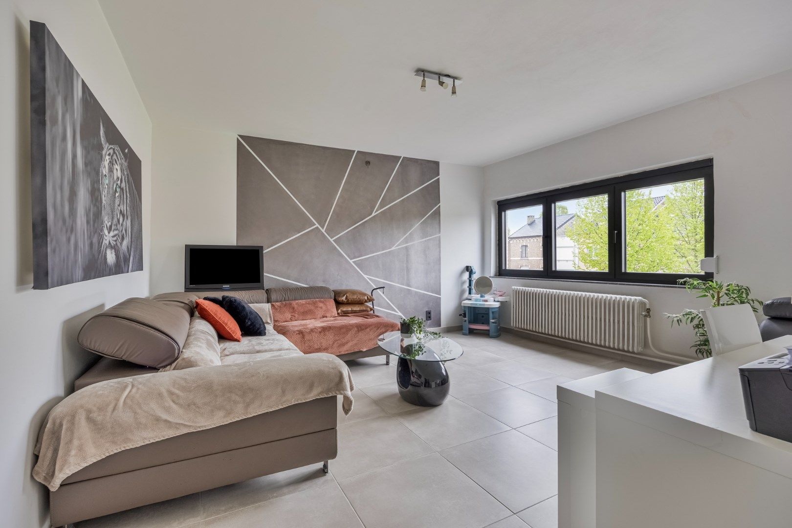 Vernieuwde woning met 319 m² woonplezier in het rustige Nerem foto 22