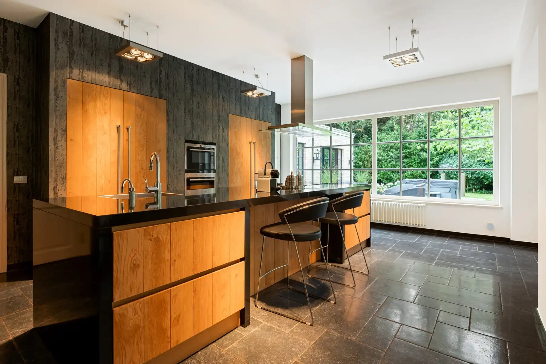 Exclusieve villa met parktuin foto 23