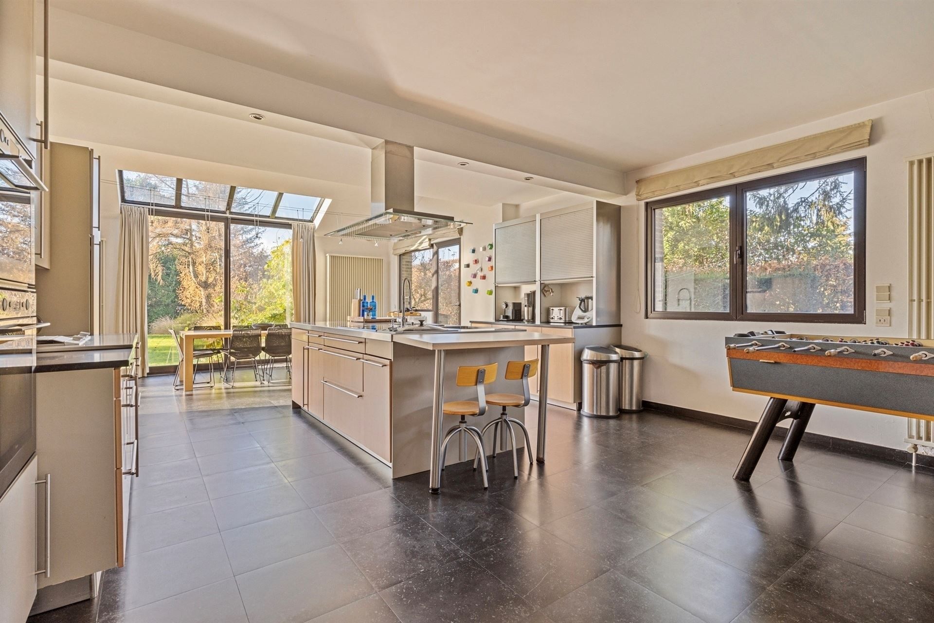 Ruime klassieke villa met zwembad in doodlopende straat foto 20