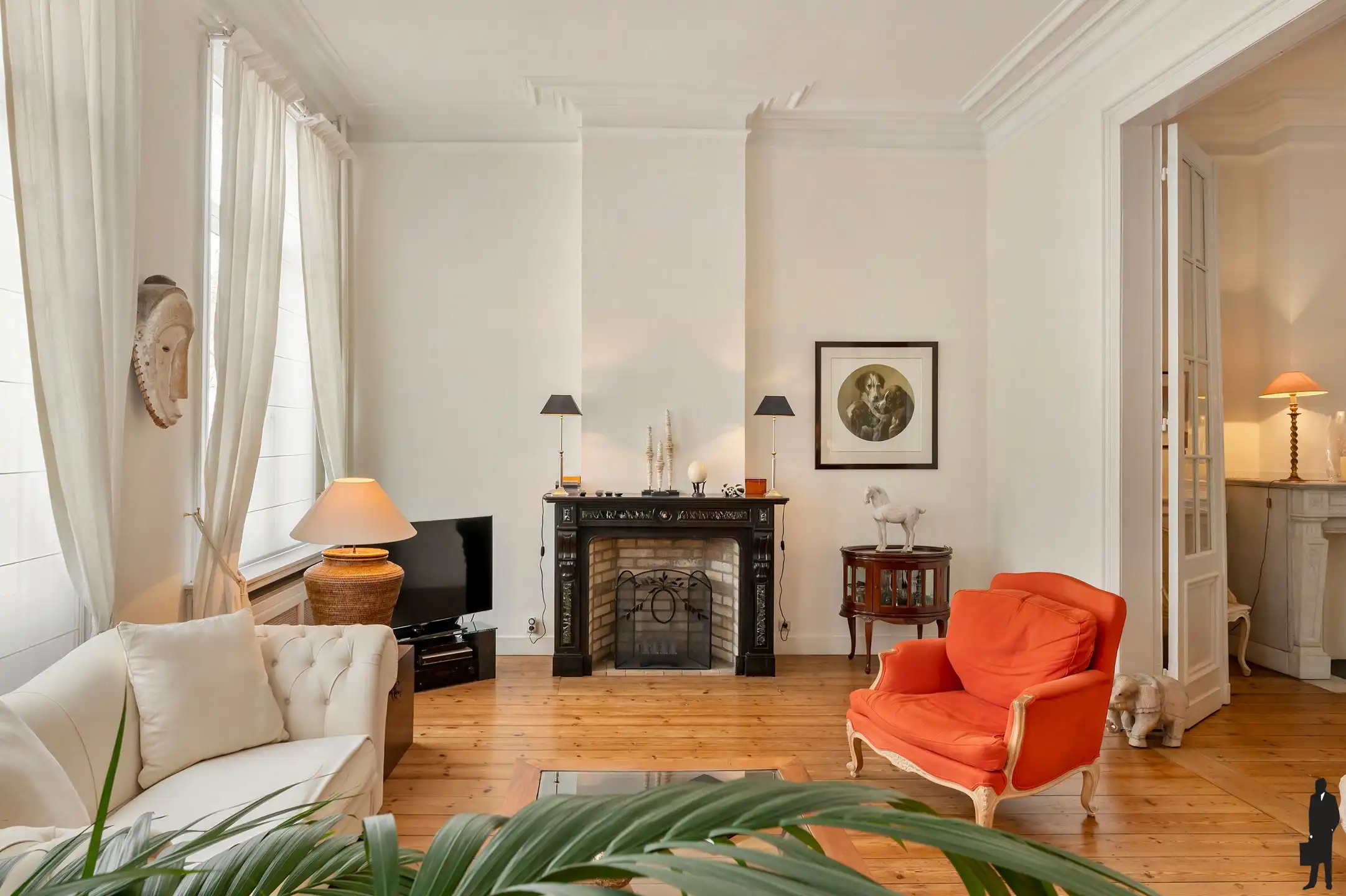 Statig herenhuis met praktijkruimte op toplocatie in Antwerpen foto 30