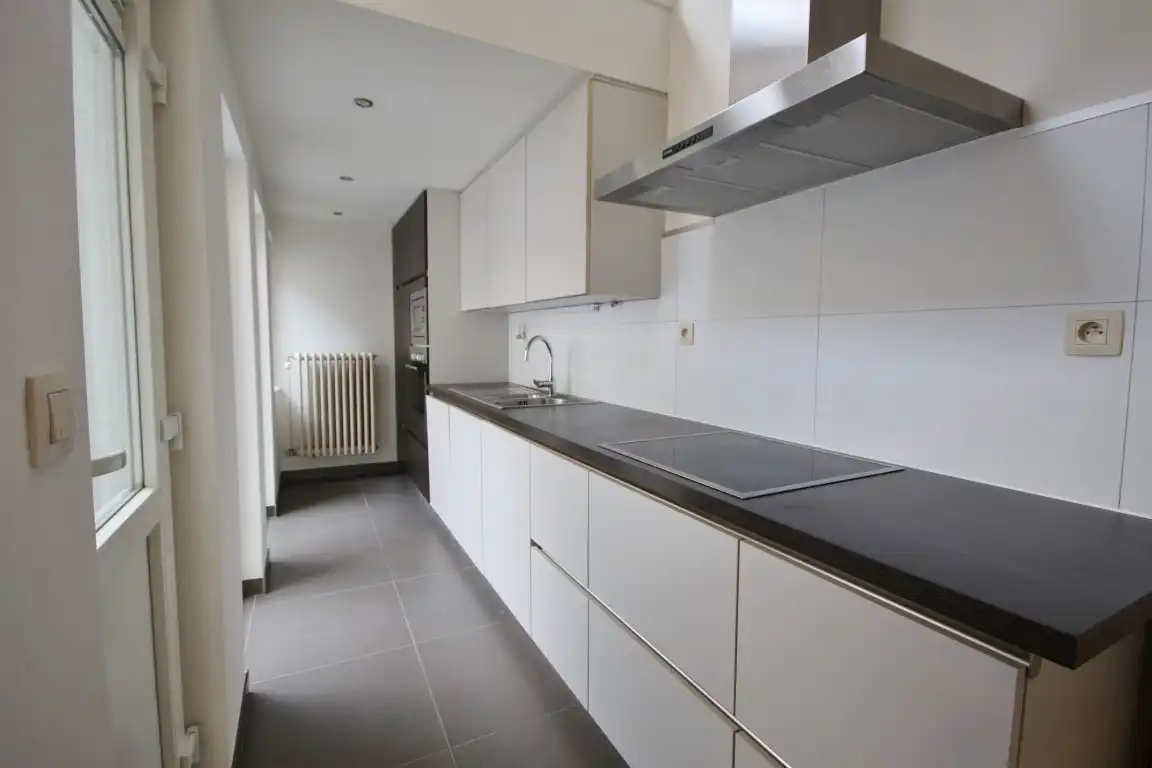 Woning in stadscentrum met garage! foto 5
